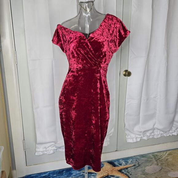 Vintage Inspired Crushed Red Velvet Asymmetrical Dress by Guess Size 8 - Picture 5 of 16
